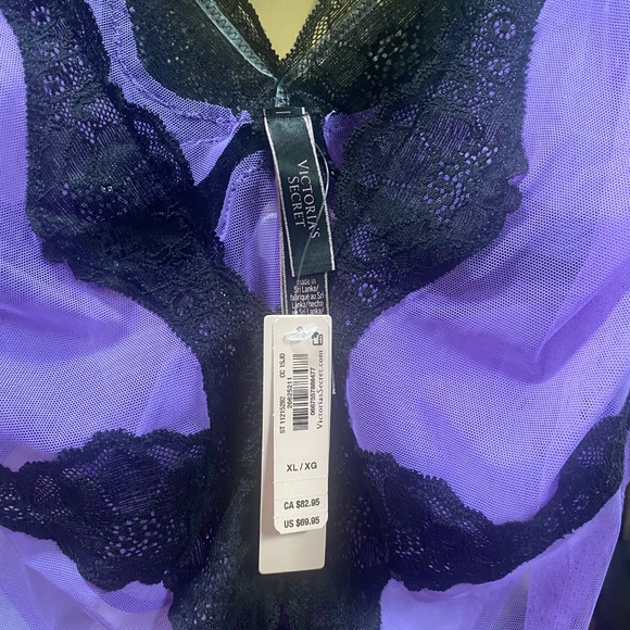 Victoria’s Secret - Picture 2 of 5